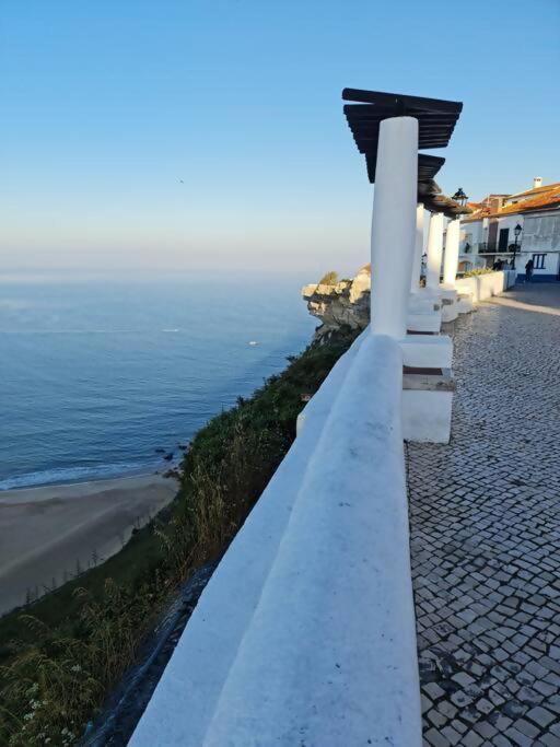 White Swell By Sitio Da Nazare Apartment Bagian luar foto